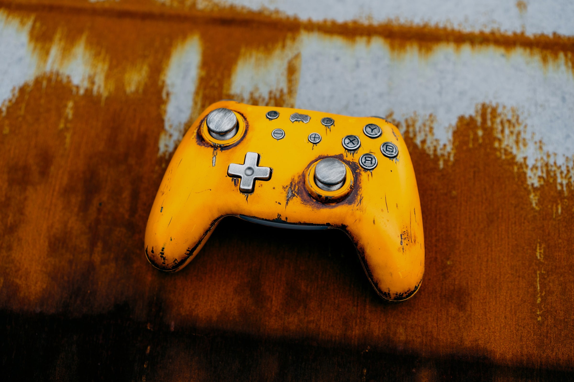 Metal Crush Defender Battle-Damaged Controller With K-Silver TMR Joyst